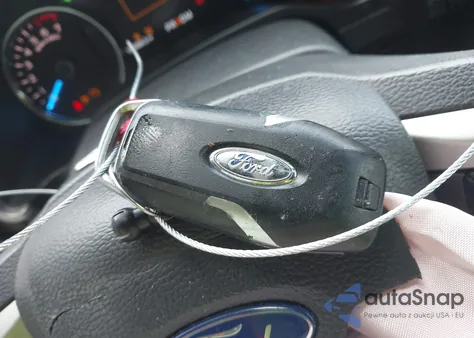 2017 Ford F-150 Lariat z USA, uszkodzony, nr VIN 1FTFW1EG9HKC20788